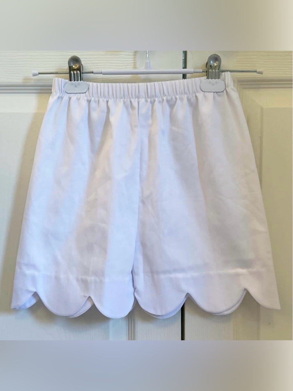NWT Shrimp & Grits navy and white scallop shorts set size 10 - Picture 2 of 4